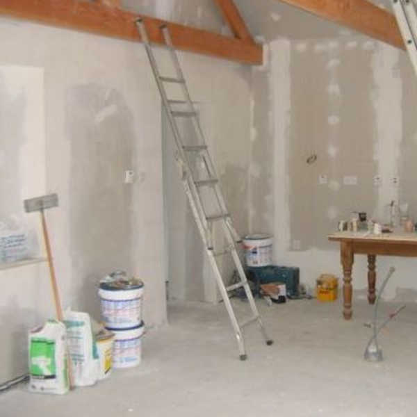 Façade Habitat à Bourges - Travaux de Peinture en Intérieur
